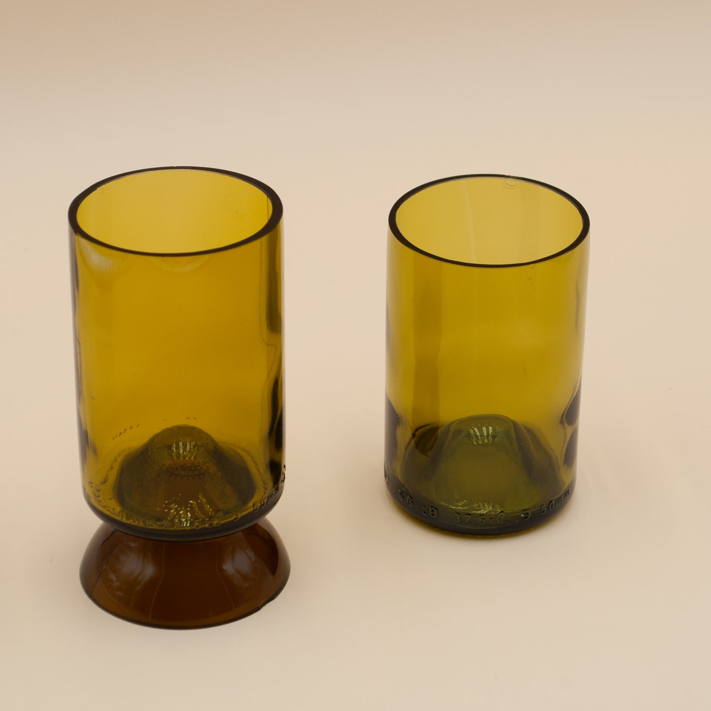Set van twee coupé upcycled glazen (x2)